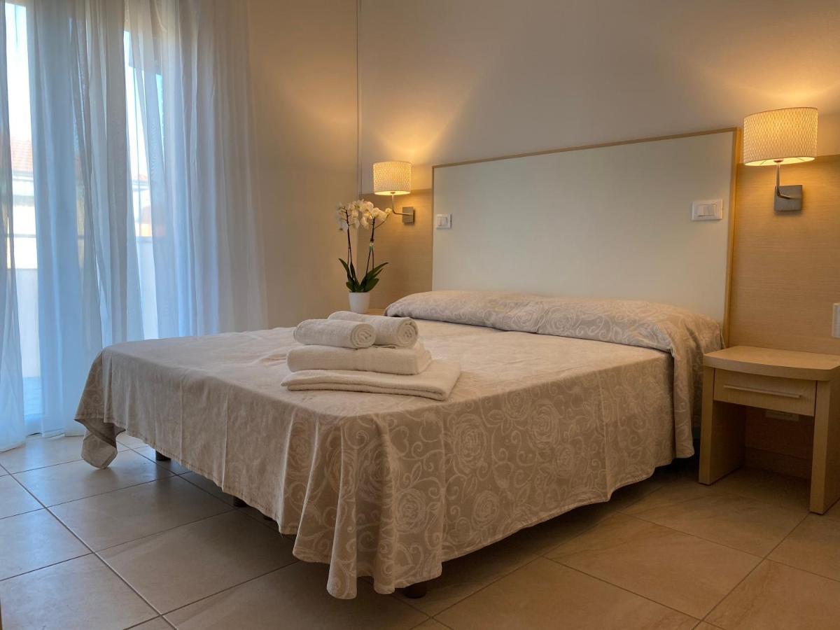 Hotel Palladio B&B Cervia Kültér fotó